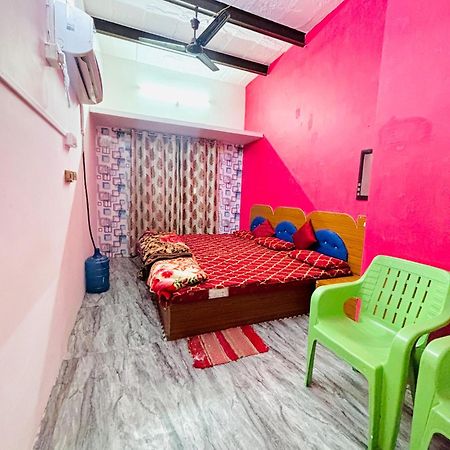 Shivalay Paying Guest House Varanasi Exterior foto